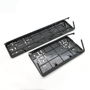 Cadre de plaque d'immatriculation en plastique PP standard européen avec motif en fibre de carbone personnalisé, support de plaque d'immatriculation pour voiture - Product Image 1