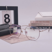 Lunettes de vue rétro en titane avec de grandes montures extravagantes Plusieurs couleurs Classes optiques optimales