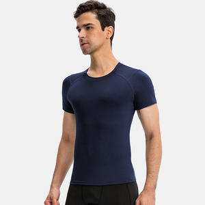 Top de gimnasio personalizado para hombre, chándal de manga corta de 160gsm, alto estiramiento, que absorbe el sudor, 85% poliéster, 15% Spandex, patrón de estampado - Product Image 4