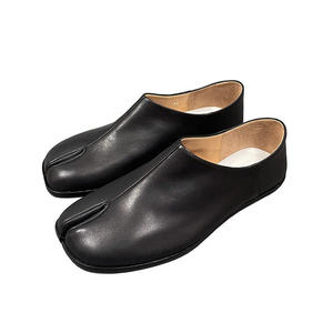 Nouveau Style 2025 cuir véritable Tabi chaussures décontracté respirant plat personnalisé doux confortable concepteur femmes dames chaussures habillées - Product Image 1