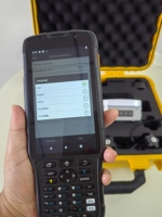 Collecteur de données du système Android fonctionnant avec un récepteur GNSS, réseau 4G, DP0039