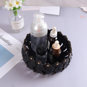 <span class=keywords><strong>Panier</strong></span> à fruits en cuir, <span class=keywords><strong>panier</strong></span> <span class=keywords><strong>de</strong></span> rangement tissé à la main, écologique, multifonctionnel, fournitures <span class=keywords><strong>de</strong></span> <span class=keywords><strong>bureau</strong></span>, organisateur <span class=keywords><strong>de</strong></span> <span class=keywords><strong>bureau</strong></span>, <span class=keywords><strong>panier</strong></span> <span class=keywords><strong>de</strong></span> rangement personnalisé <span class=keywords><strong>de</strong></span> luxe - Product Image 2