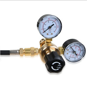 Régulateur de pression d'argon et de dioxyde de carbone 580 pour soudeur GPL avec manomètre + tuyau de gaz pour soudage à l'arc - Product Image 3