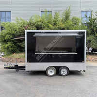 Camions de restauration mobiles fermés pour café, hot-dogs, glaces, kebabs, avec cuisine complète, également utilisables pour la vente de bonbons et de chips