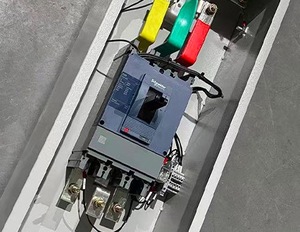 100A-630A Industrial Busbar Tap-off Unit With Integrated Circuit <strong>Breaker</strong> - Product Image 5