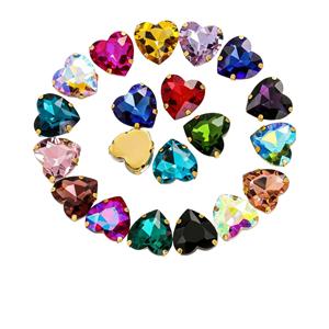 Gold background heart-shaped claw <b>drill</b>, heart heart diamond, four-corner claw <b>drill</b>, perforable <b>hand</b>-sewn water <b>drill</b> - Product Image 1