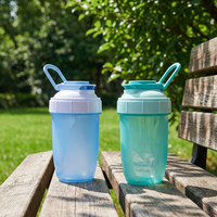 Bouteille de shaker à protéines personnalisée avec logo, 500 ml, sans BPA, anti-fuite, poignée cachée, boule de mélange, bouteille d'eau de sport pour la salle de sport et la remise en forme