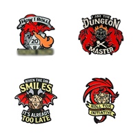 Épinglette de dragon D&D avec dés de jeu stylés