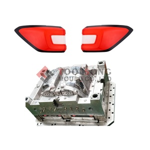 Molde de lámpara trasera personalizado Molde de lente de luz trasera automotriz Molde de lente 2K Fabricante de herramientas en Taizhou - Product Image 6
