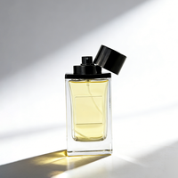 Vente en gros de flacons de parfum en verre de luxe carrés et rectangulaires de 30 ml, 50 ml, 100 ml avec bouchon magnétique et vaporisateur ultra-fin, couvercle en métal noir