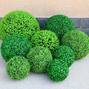 Meilleures boules synthétiques en plastique décoratives pour pelouse, boules pointues vertes sur herbe artificielle suspendue pour terrain de bocce - Product Image 2