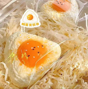 Juguetes Sensoriales Blandos y Suaves Taba TPR Hechos a Mano con Forma de Pollo, Pan, Sushi, Pata de Gato y Pez - Product Image 1