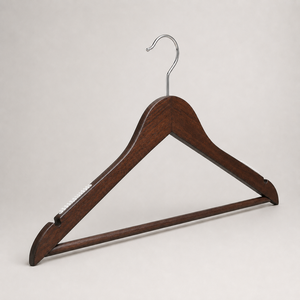 Cintre rétro en bois de noyer, directement de l'usine du Vietnam, avec insert antidérapant pour les épaules et barre de suspension pour pantalons - Product Image 1