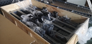 โต๊ะ<span class=keywords><strong>เชื่อม</strong></span> 3 มิติ พร้อมอุปกรณ์ยึดแบบกำหนดเอง สลักเกลียวและแคลมป์ ชิ้นส่วนยึดที่มีความแม่นยำสูงสำหรับจิ๊กแบบแยกส่วน - Product Image 5