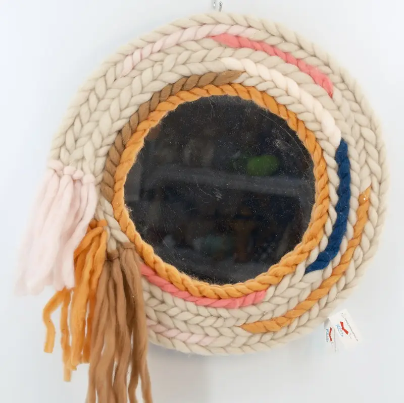 การออกแบบที่ไม่ซ้ํากัน Boho Art ผนังกระจก Macrame ตกแต่งบ้านเครื่องประดับสีสันสดใส