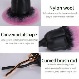 Pinceau à poudre en forme de rose, pinceau de maquillage pour le visage, pinceau à raser, outil pour les débutants et les professionnels de la beauté - Product Image 5