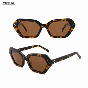 Lunettes de <span class=keywords><strong>soleil</strong></span> de créateur pour hommes haut de gamme nouveau noir écaille de tortue fête mode UV400 lentilles en acétate mode féminine en gros - Product Image 1
