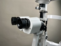 Lámpara de Hendidura Oftálmica SL-F5 con Óptica Superior para Examen Ocular Diagnóstico Avanzado Profesional para Hospitales y Clínicas Oftalmológicas Privadas