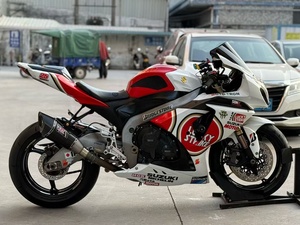 <span class=keywords><strong>Moto</strong></span> sportive à essence <span class=keywords><strong>Suzuki</strong></span> GSX1000RR <span class=keywords><strong>1000cc</strong></span> d'occasion, haute performance, pour la course - Product Image 1