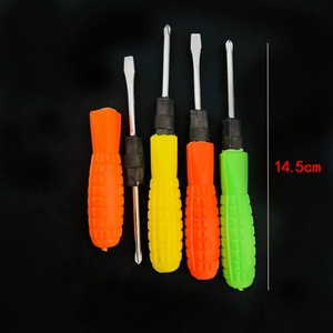 Destornillador doméstico de colores de 3 pulgadas de doble uso, destornillador Phillips y de punta plana, destornillador pequeño, destornillador, un yuan - Product Image 5