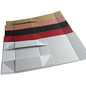 Caja de Regalo Magnética Grande Personalizada, Caja de Regalo Plegable Blanca Clásica para Empacar con Relieve y Laminado Mate - Product Image 6