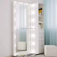 Station de salon en verre au design moderne pour miroir de coiffeuse, table à langer en bois MDF avec éclairage pour la chambre à coucher