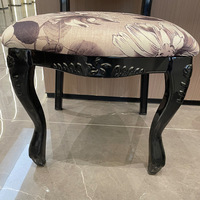 Chaise de salle à manger vintage de style européen à dossier rond en aluminium, avec coussin et doublure en tissu, pour hôtels et restaurants, fournie directement par l'usine Yinma