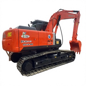 Excavatrice Hitachi ZX210 2022 de 22 tonnes d'occasion avec godet de terrassement, marteau brise-roche et dents de rechange - Product Image 1