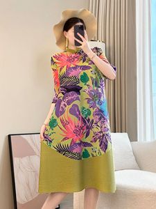 Elegante estilo chino <span class=keywords><strong>nuevo</strong></span> vestido de talla grande para Primavera Verano 2025 falda acampanada reductora de edad patrón Floral imperio para chicas gordas - Product Image 3