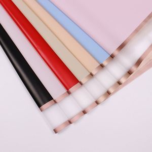 Nouvelle conception, feuille de papier d'emballage pour fleurs en plastique imperméable 58*58cm/feuille pour fleuriste - Product Image 3