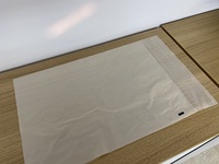 Enveloppe PLA entièrement automatique en polyéthylène biodégradable courrier à refendage à chaud Machine de fabrication de sacs en polyéthylène auto-adhésifs