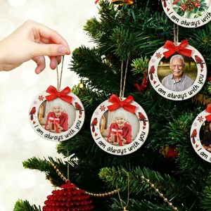 Marco de Fotos Redondo de Madera de 7.5cm, Decoración Navideña con Lazo Rojo y Diseño de Cardenal para Manualidades Navideñas - Product Image 2