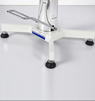 Table de toilettage pour animaux de compagnie YM-833 noire ronde avec levage hydraulique, en fer et acier inoxydable, avec crochets pour outils et bras de toilettage réglable