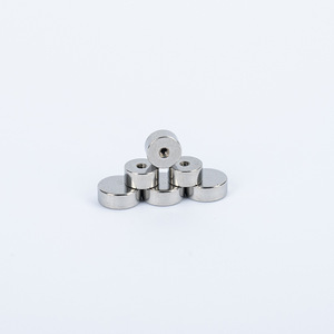 Clous d'oreilles en acier inoxydable 4 mm ronds avec cristaux pour la fabrication de boucles d'oreilles, disques dentelés intérieurs 1.0, 1.2, 2 mm, apprêts de bijouterie - Product Image 4