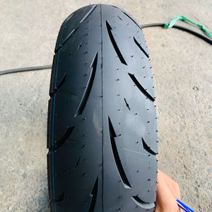 Pneu de scooter sans chambre à air KUMATIRE Vietnam K241 (3.50-10, 100/90-10) avec une traction élevée et une maniabilité stable - Product Image 1