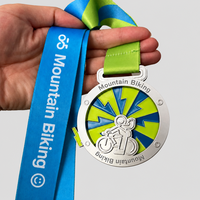 Médaille personnalisée en métal pour VTT, médaille de récompense sportive en alliage de zinc personnalisée avec ruban pour souvenir d'événement