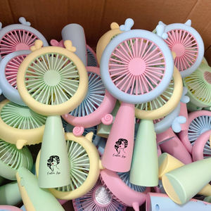 Mini ventilateur portable USB rechargeable avec lumière LED pour extensions de cils, séchage rapide, idéal pour l'été - Product Image 2