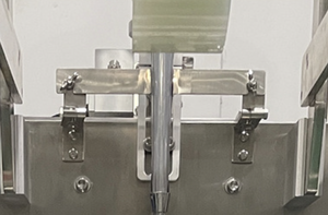 Machine d'emballage automatique haute vitesse HXL-S200 50-300ML pour sachets de yaourt et bâtonnets glacés - Product Image 4