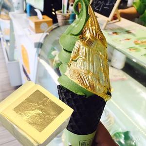 4.33 X 4.33 cm 24 K 99% Emas Asli yang Dapat Dimakan, Sehat, dan Mewah untuk Dekorasi Anggur dan Kopi Lembaran Foil Emas yang Dapat Dimakan - Product Image 2