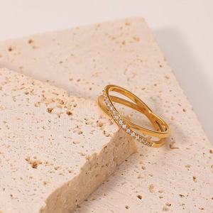 Creative Stainless Steel 18K Gold Plated <strong>X</strong> Shape Double Layers Cross Band Zirconia Women <strong>Ring</strong> Waterproof Jewelry - Product Image 5