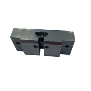 Mecanizado <span class=keywords><strong>CNC</strong></span> de acero de alta velocidad de alta precisión para equipos industriales, fresado EDM para micromecanizado, precisión de 0.005mm personalizada - Product Image 6