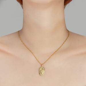 Colar Personalizável com Pingente São Jorge em Aço Inoxidável Banhado a Ouro 18K, Corrente Clássica Masculina e Feminina com Caveira e Mãos em Oração, <span class=keywords><strong>22</strong></span> polegadas - Product Image 5