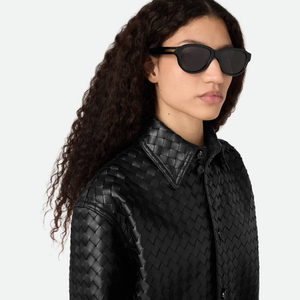 Lunettes de soleil ovales rétro Bottega Design intemporel Ajustement confortable pour les activités quotidiennes en plein air Veneta BV - Product Image 6