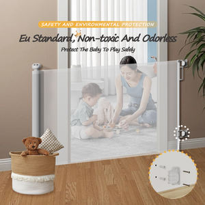 PRODIGY SG025 Barrera Retráctil para Mascotas, Puerta de Malla Extra Ancha, Barreras de Seguridad para Niños Pequeños y Vallas para el Hogar - Product Image 5