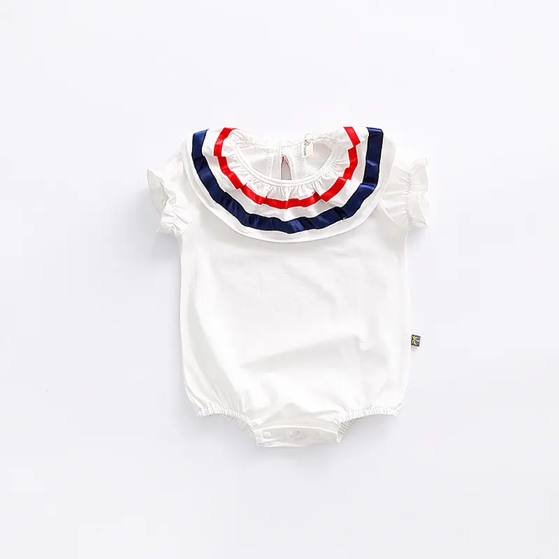 Neugeborene Baby Baumwolle Kleidung Großhandel White Plain Baby Pom Pom Stram pler