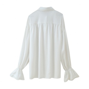 Blusas Holgadas de Moda Casual para Mujer, Blancas, de Manga Larga, Sedosas y Transpirables, con Cuello Camisero, Manga Trompeta y Botones con Lazo - Product Image 2