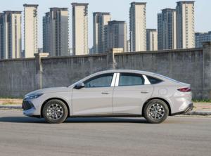 BYD Qin Plus DM-i รุ่น Progressive Edition ปี 2026 ระยะทางวิ่งไฟฟ้า <span class=keywords><strong>128</strong></span> กม. รถยนต์ PHEV แบบซีดาน พวงมาลัยซ้าย 4 ประตู 5 ที่นั่ง สมาร์ทไฮบริด เป็นมิตรกับสิ่งแวดล้อม - Product Image 6