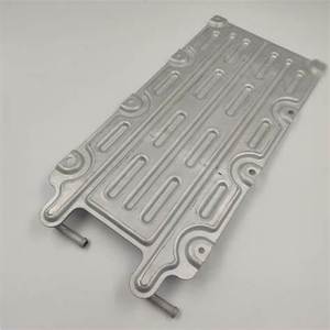 Plaque froide Roll-bond en aluminium léger personnalisé utilisée pour la plaque de refroidissement du système de refroidissement avec de bonnes performances en réfrigération - Product Image 4