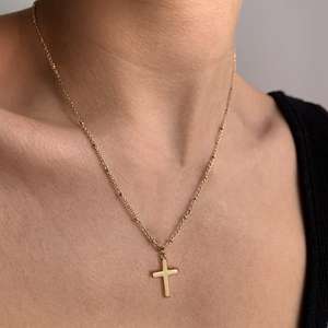 Chic Stainless Steel <b>Cross</b> <b>Necklace</b> for <b>Women</b> Adjustable Chain Daily Wear Valentine Birthday Gift - Product Image 5