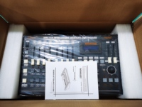 Contrôleur de lumière de scène DMX 512 d'usine avec 24 canaux, 8 faders, 3 pages, design console crocodile